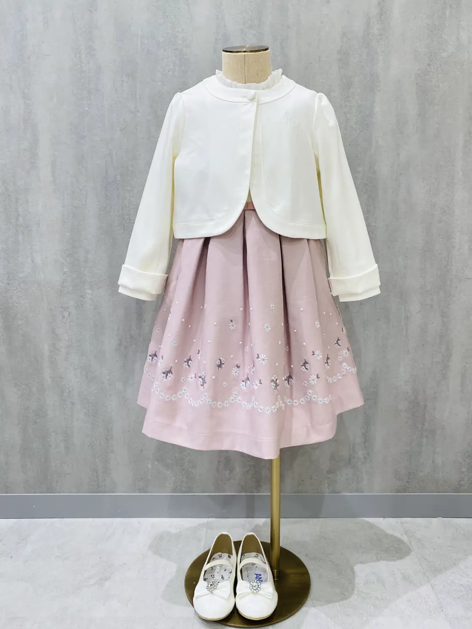 ONWARD CROSSET SELECT m.n コーディネート画像