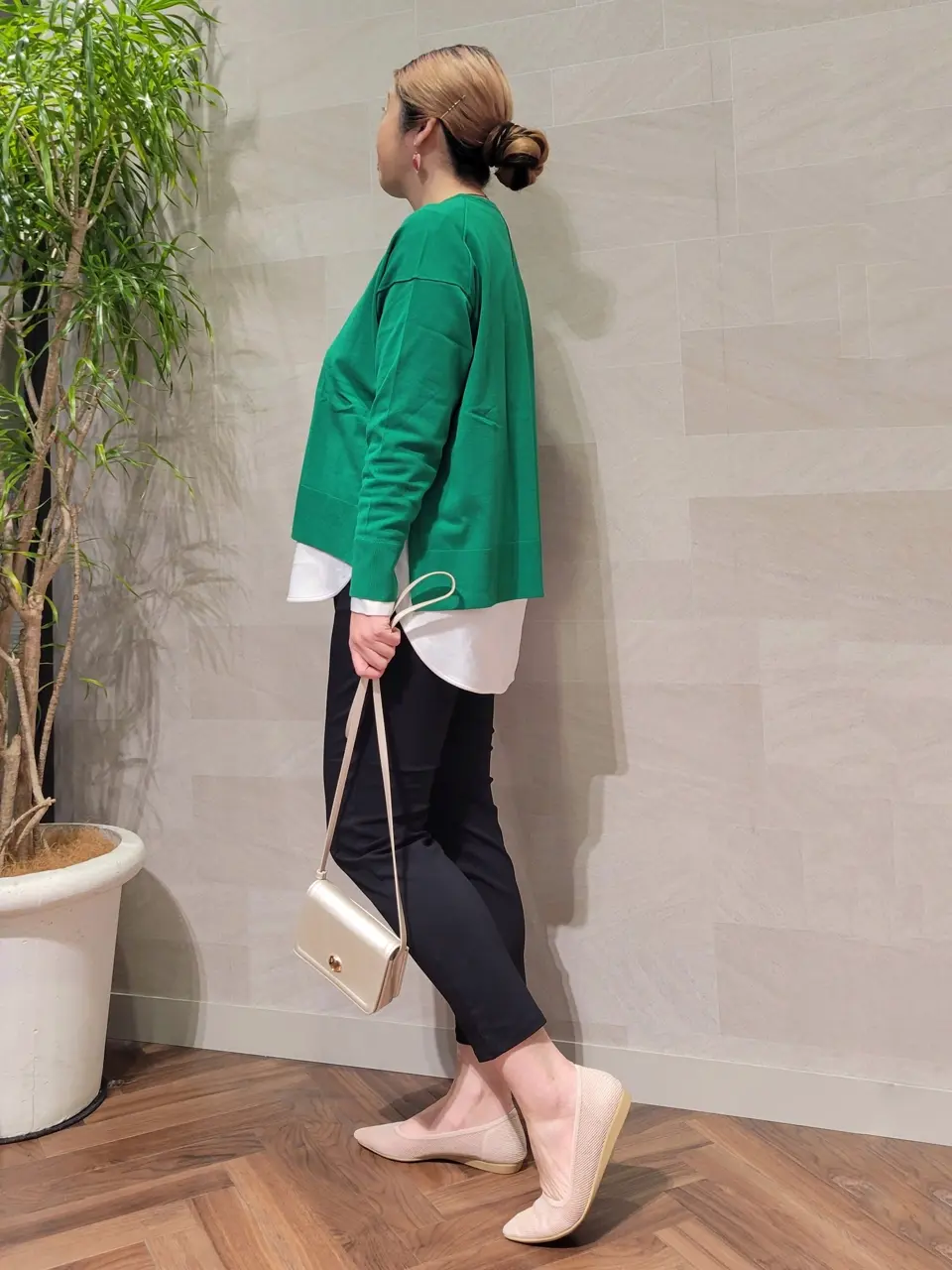 ONWARD CROSSET SELECT 西村 コーディネート画像