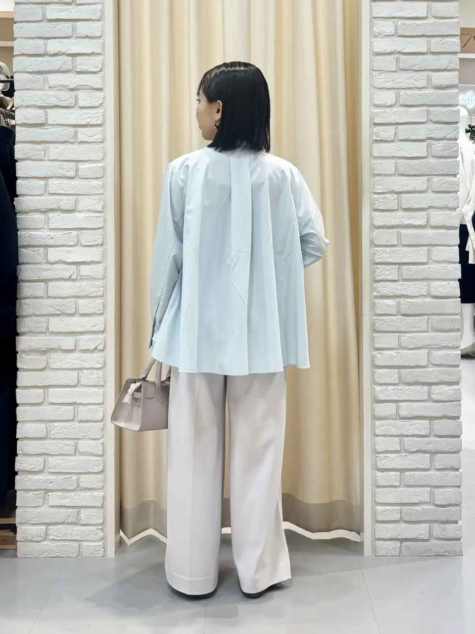 ONWARD CROSSET SELECT 服部 コーディネート画像
