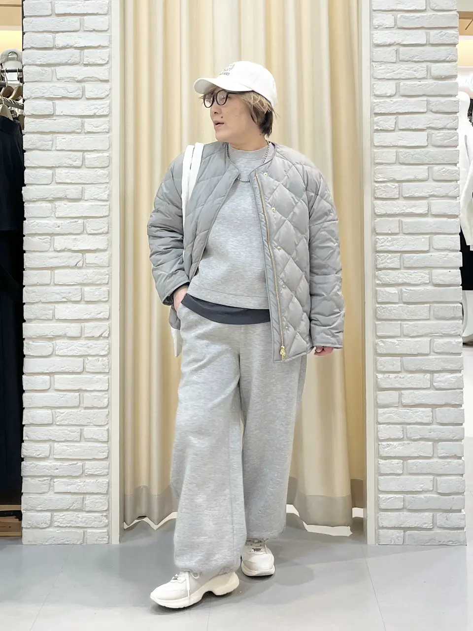 ONWARD CROSSET SELECT 吉田 コーディネート画像