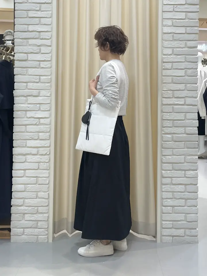 ONWARD CROSSET SELECT TSUKI コーディネート画像