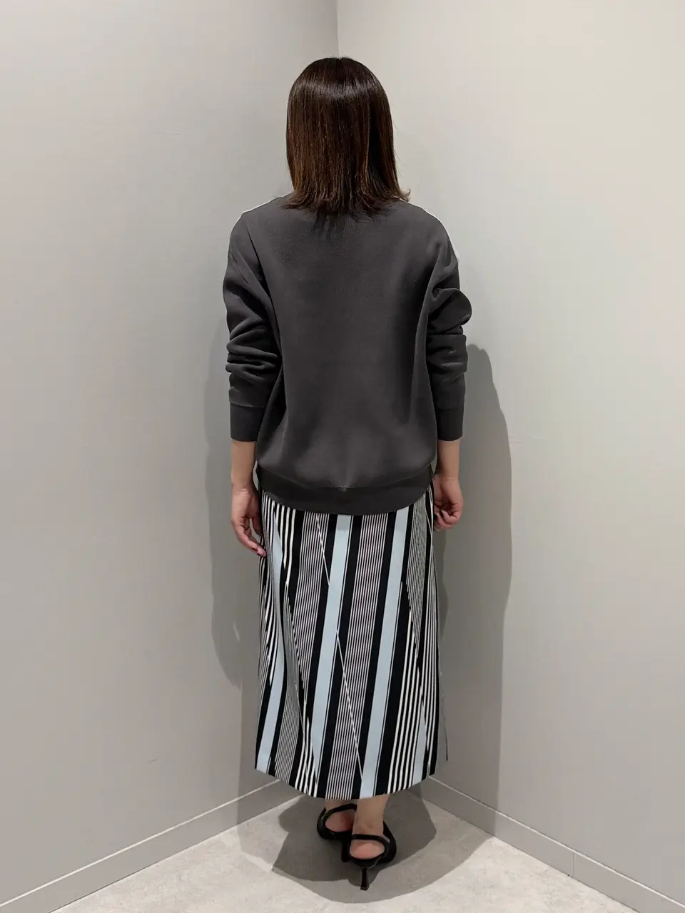 ONWARD CROSSET SELECT Tamura コーディネート画像