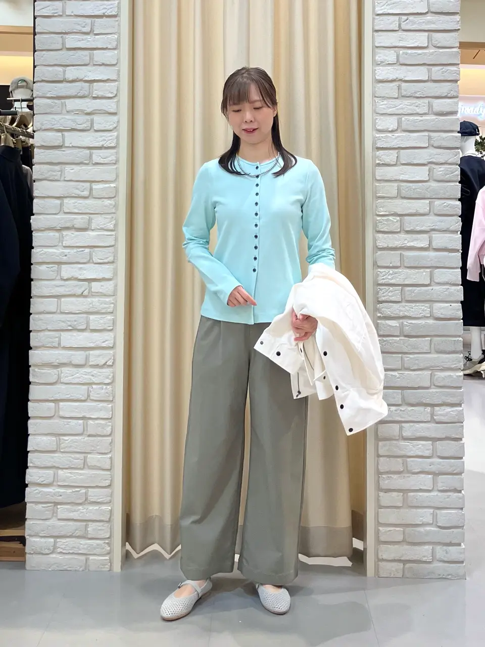 ONWARD CROSSET SELECT 檀 コーディネート画像