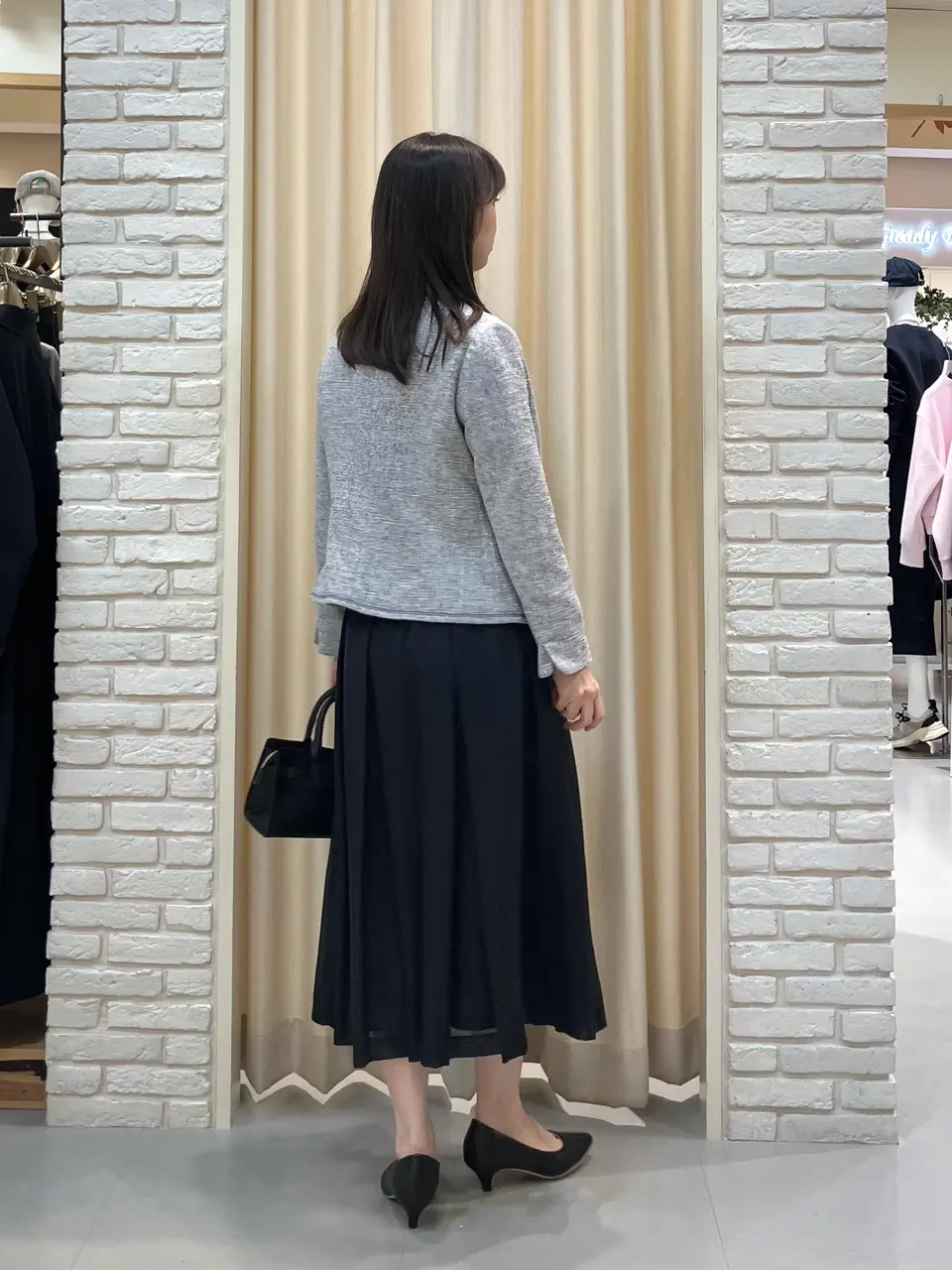 ONWARD CROSSET SELECT 檀 コーディネート画像