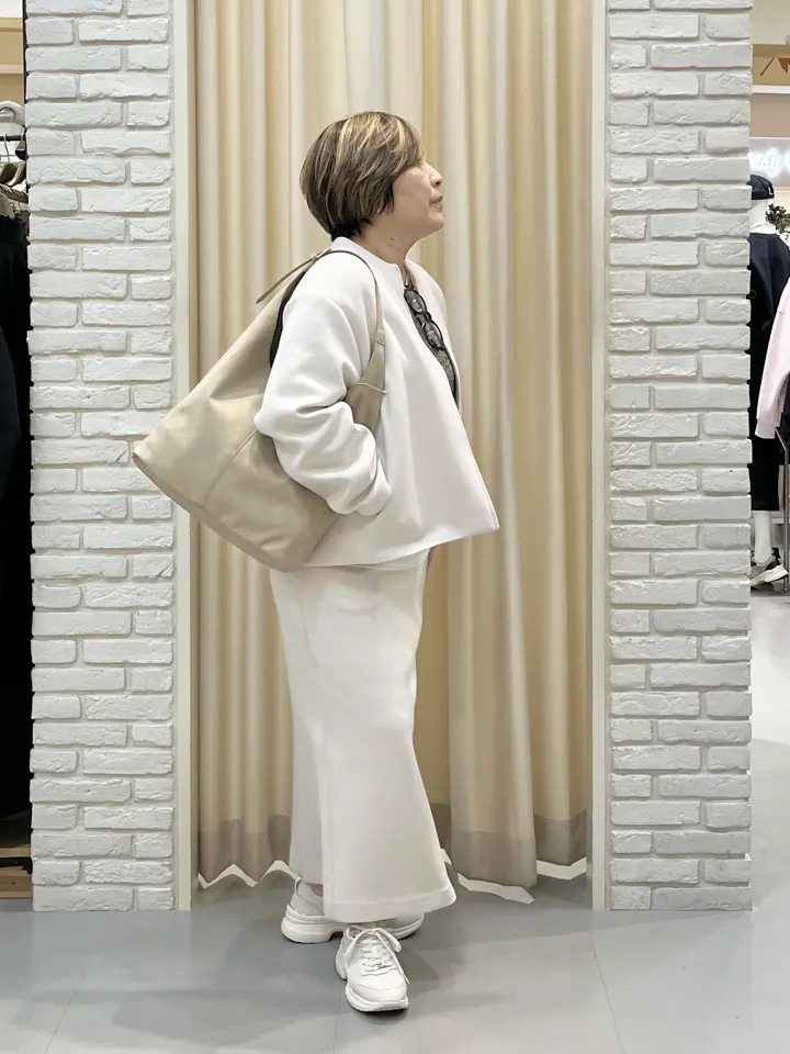 ONWARD CROSSET SELECT 吉田 コーディネート画像