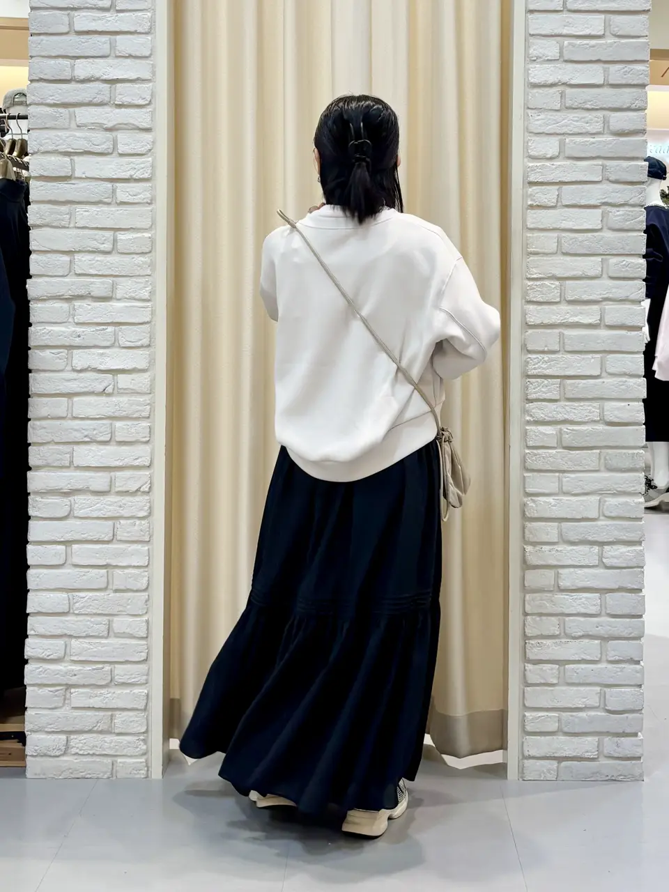 ONWARD CROSSET SELECT 服部 コーディネート画像