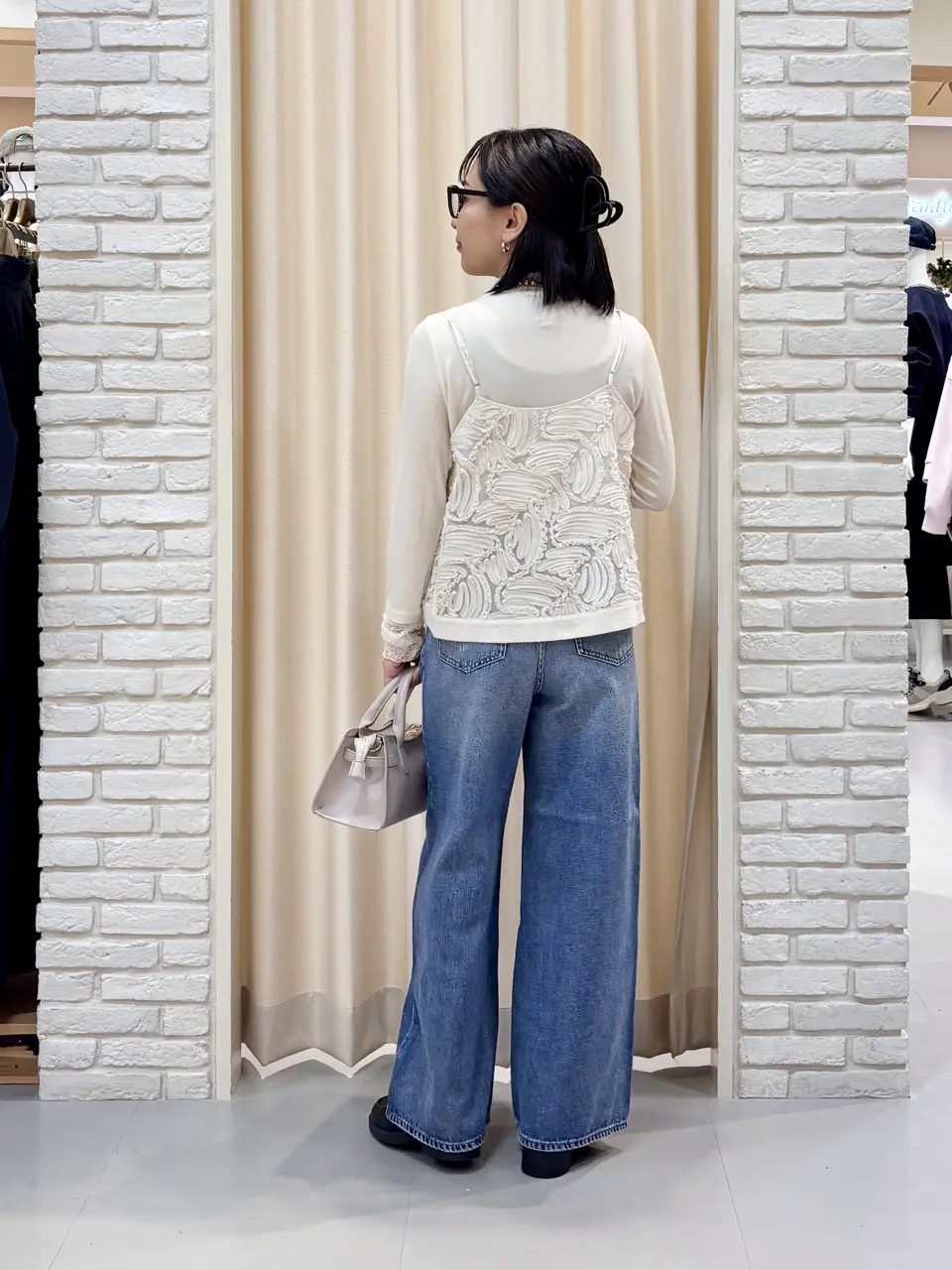 ONWARD CROSSET SELECT 服部 コーディネート画像
