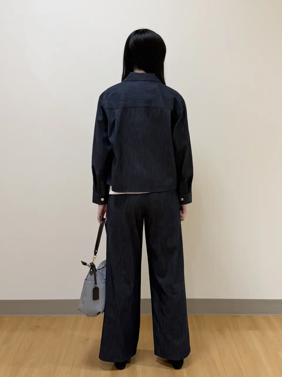 ONWARD CROSSET SELECT Aina コーディネート画像