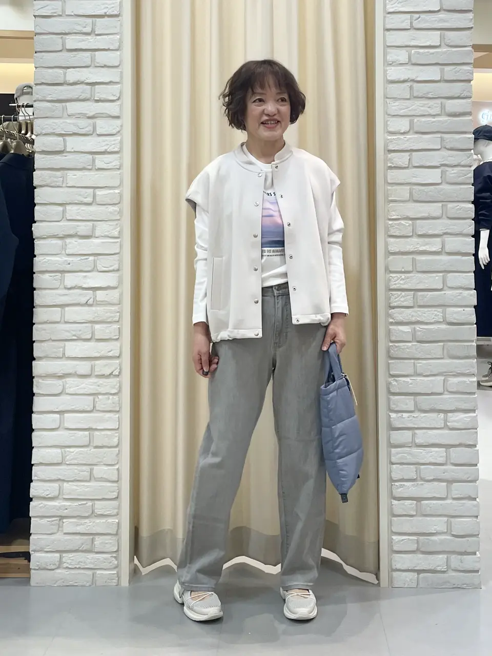  TSUKI コーディネート画像