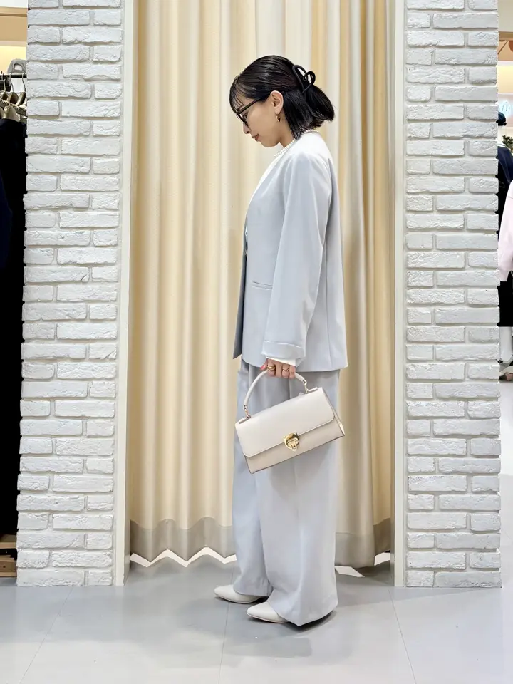 ONWARD CROSSET SELECT 服部 コーディネート画像