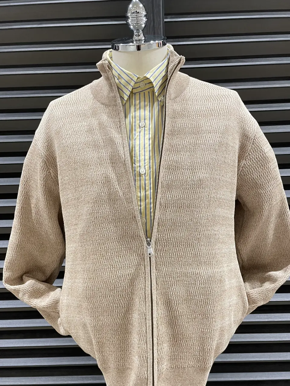 ONWARD CROSSET SELECT 鎌田悠希 コーディネート画像