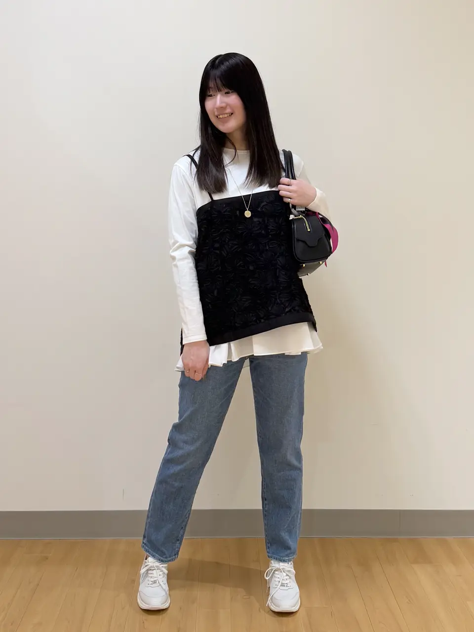 ONWARD CROSSET SELECT Aina コーディネート画像