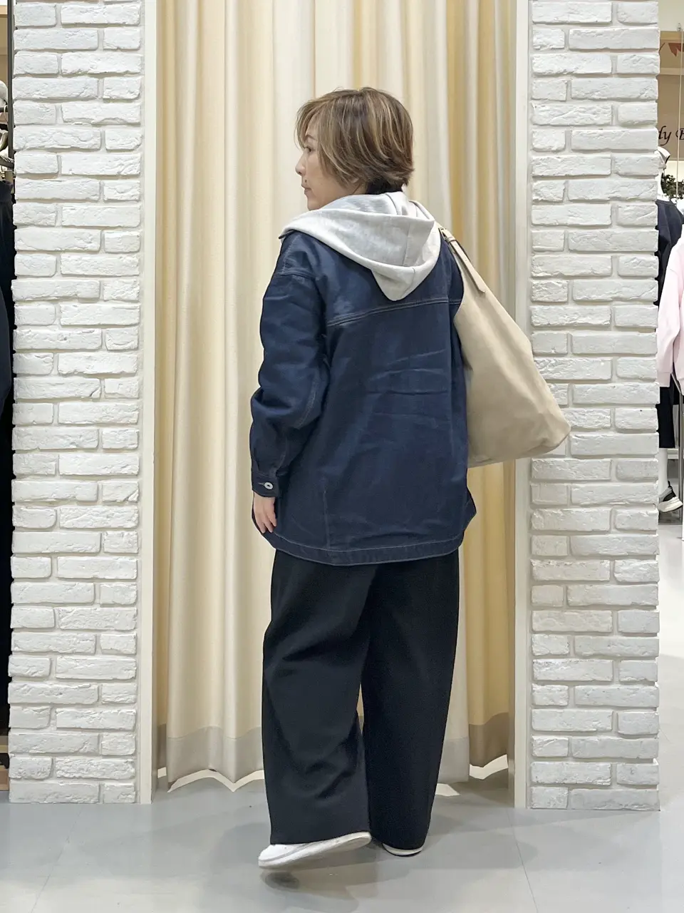 ONWARD CROSSET SELECT 吉田 コーディネート画像