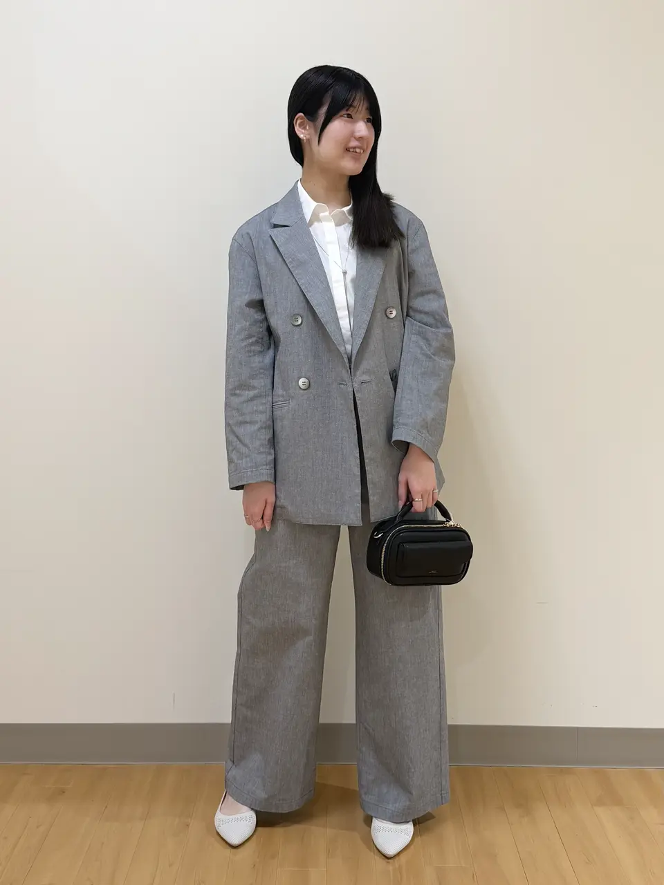 ONWARD CROSSET SELECT Aina コーディネート画像