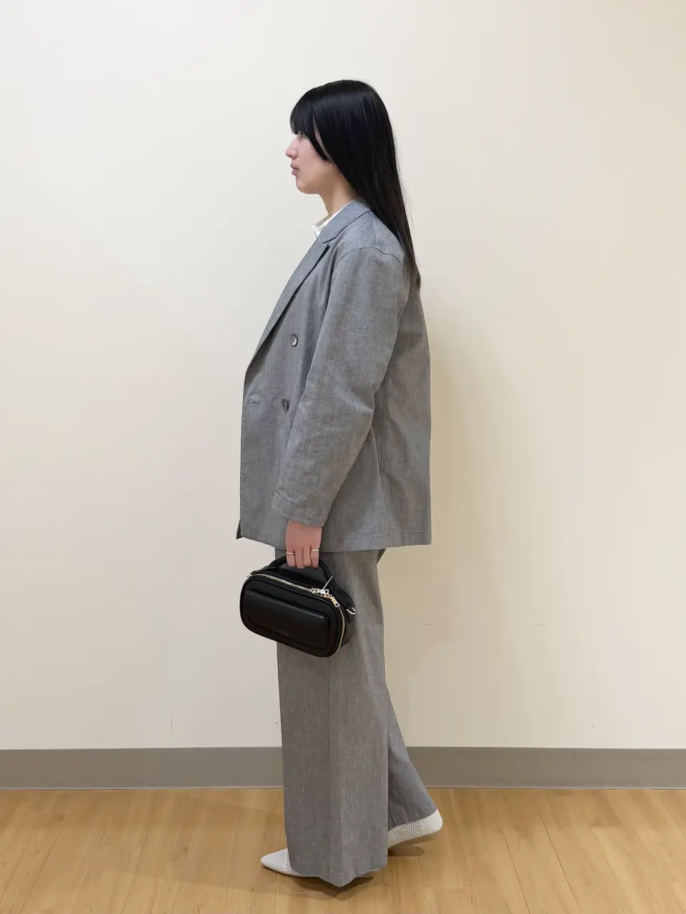 ONWARD CROSSET SELECT Aina コーディネート画像