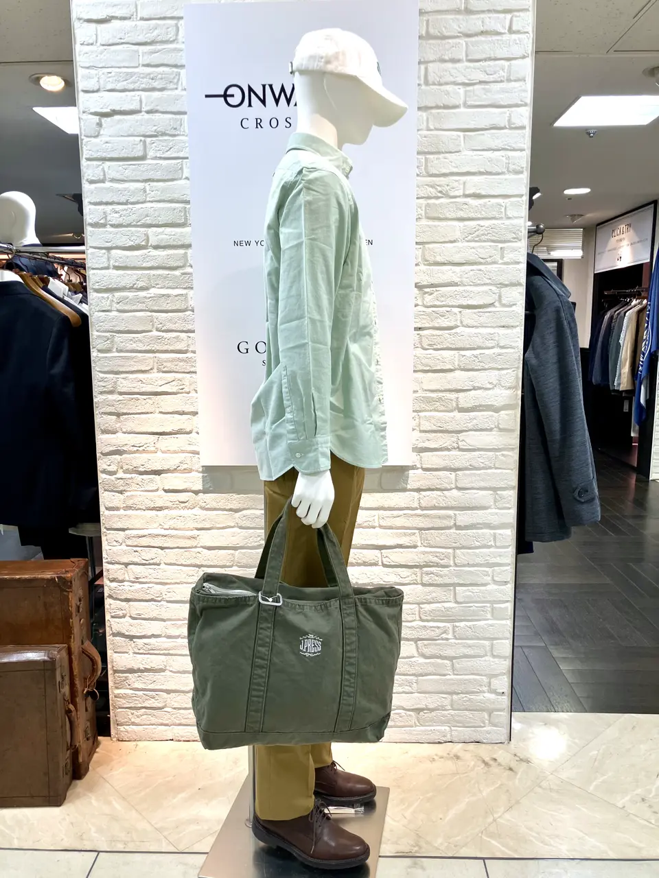 ONWARD CROSSET SELECT 斉藤 コーディネート画像