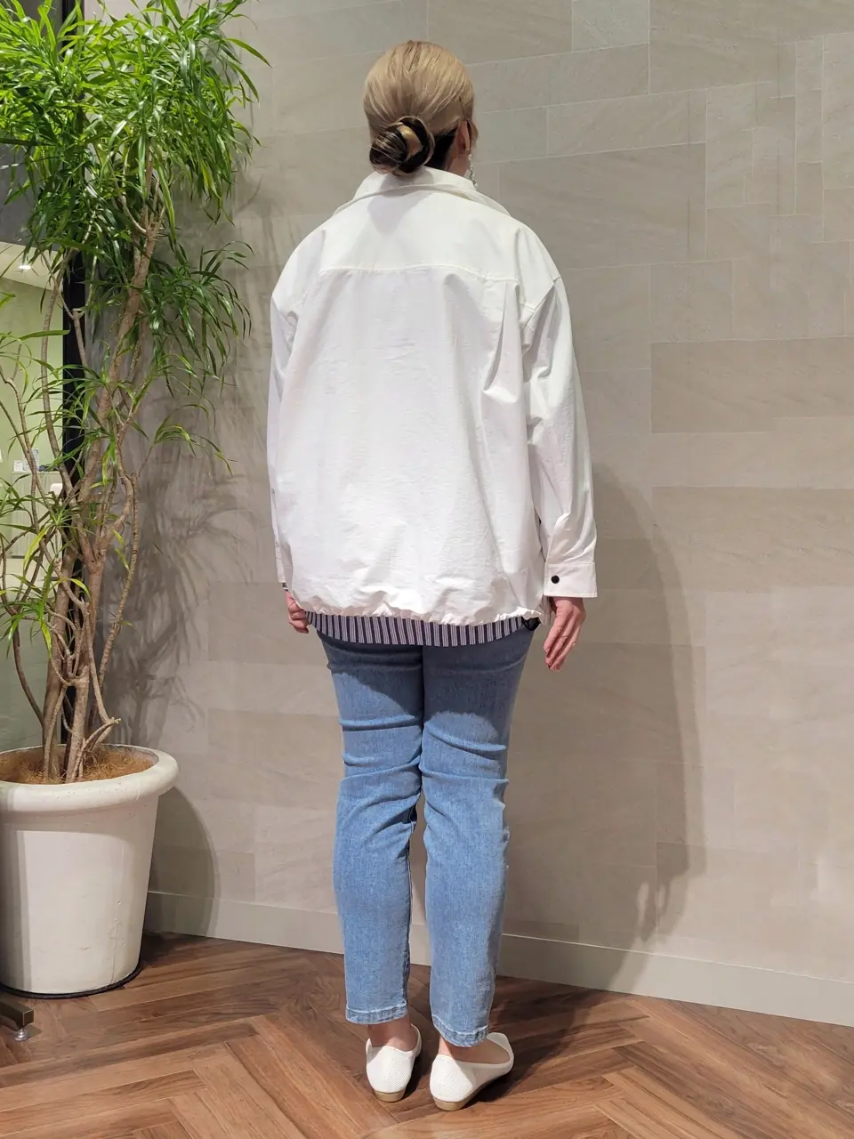 ONWARD CROSSET SELECT 西村 コーディネート画像