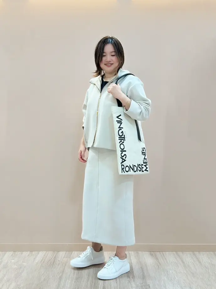  eri コーディネート画像