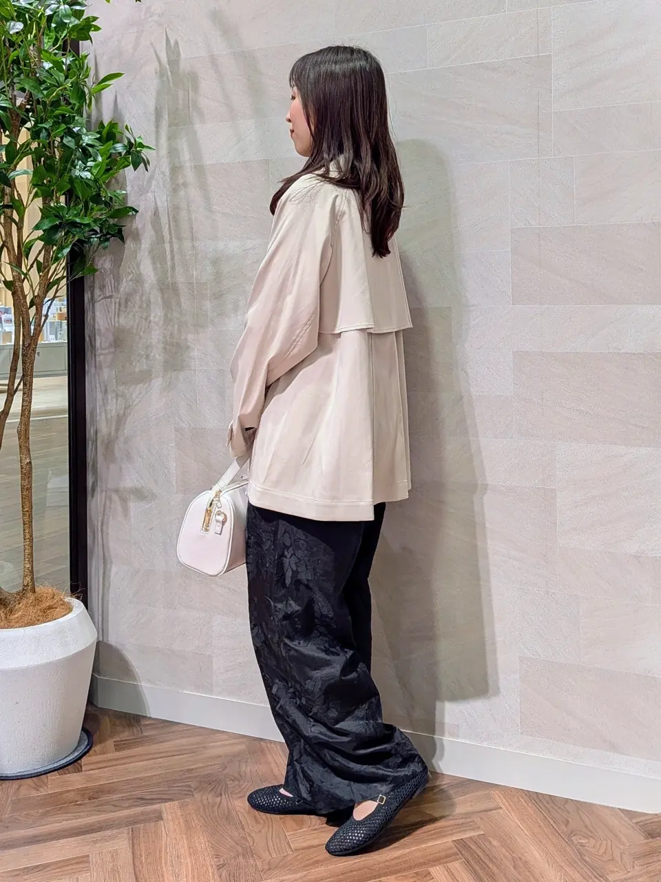 ONWARD CROSSET SELECT 浅岡 コーディネート画像