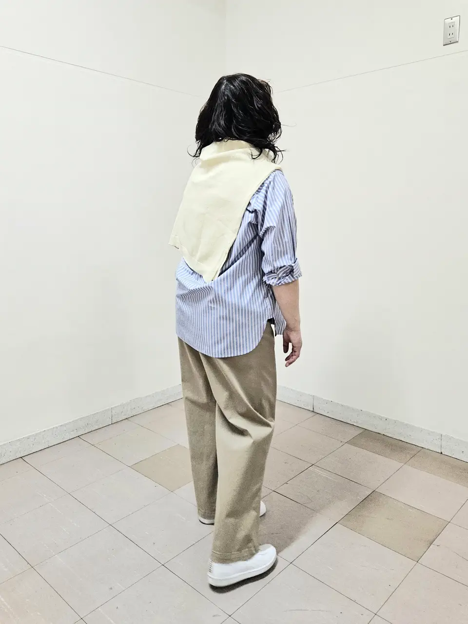 ONWARD CROSSET SELECT 菅野 コーディネート画像