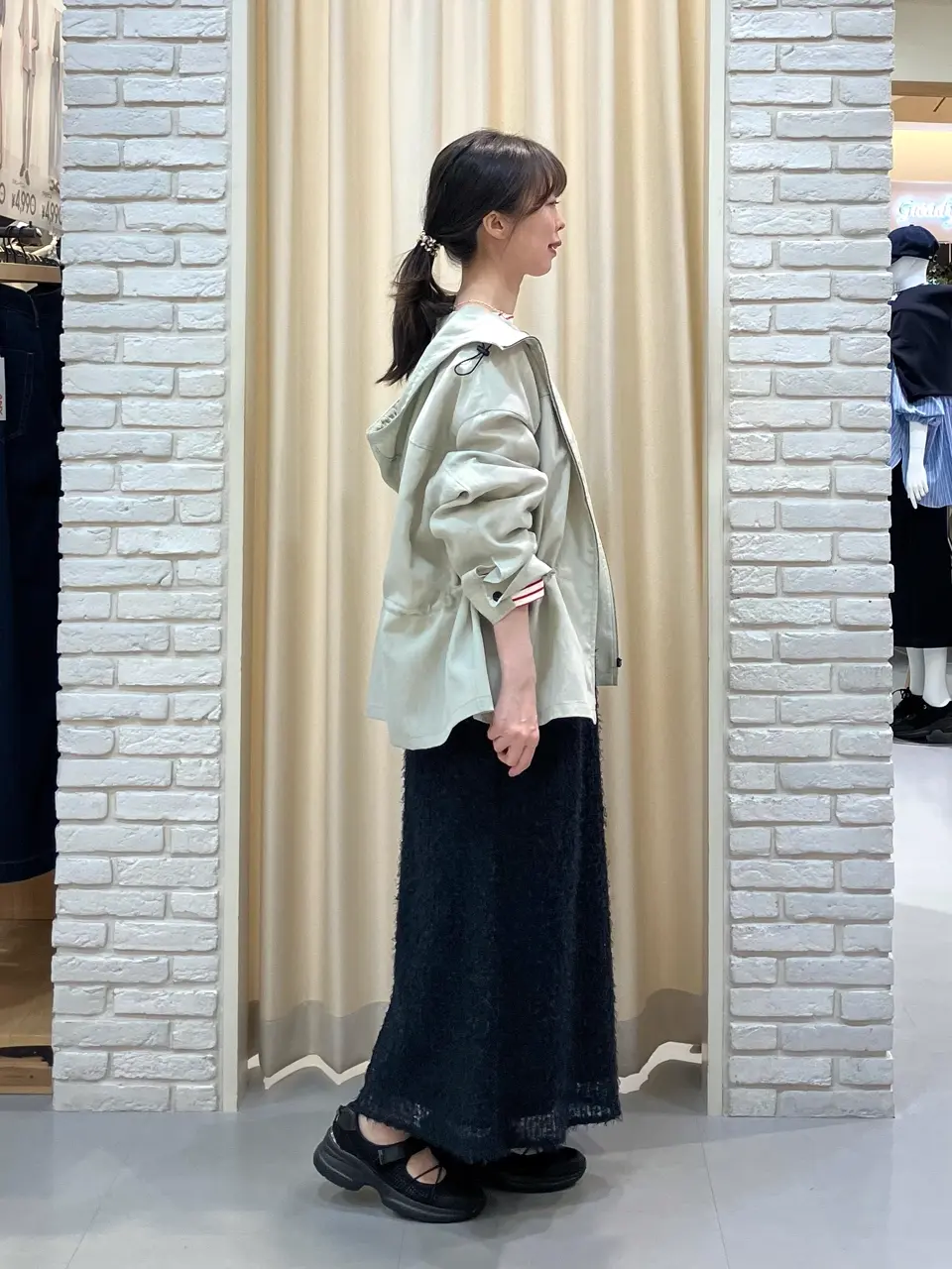 ONWARD CROSSET SELECT 檀 コーディネート画像