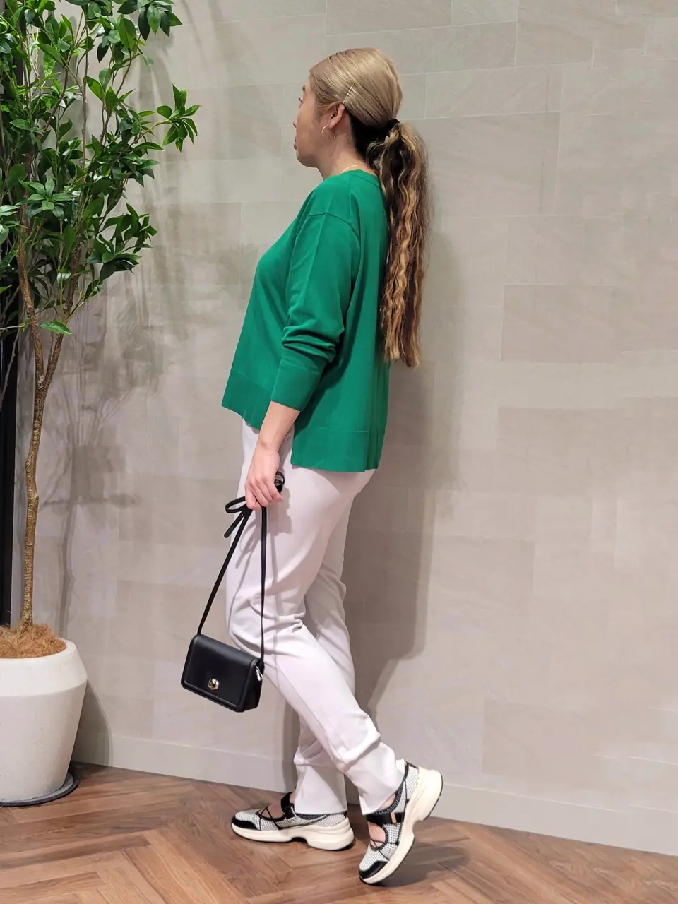 ONWARD CROSSET SELECT 西村 コーディネート画像