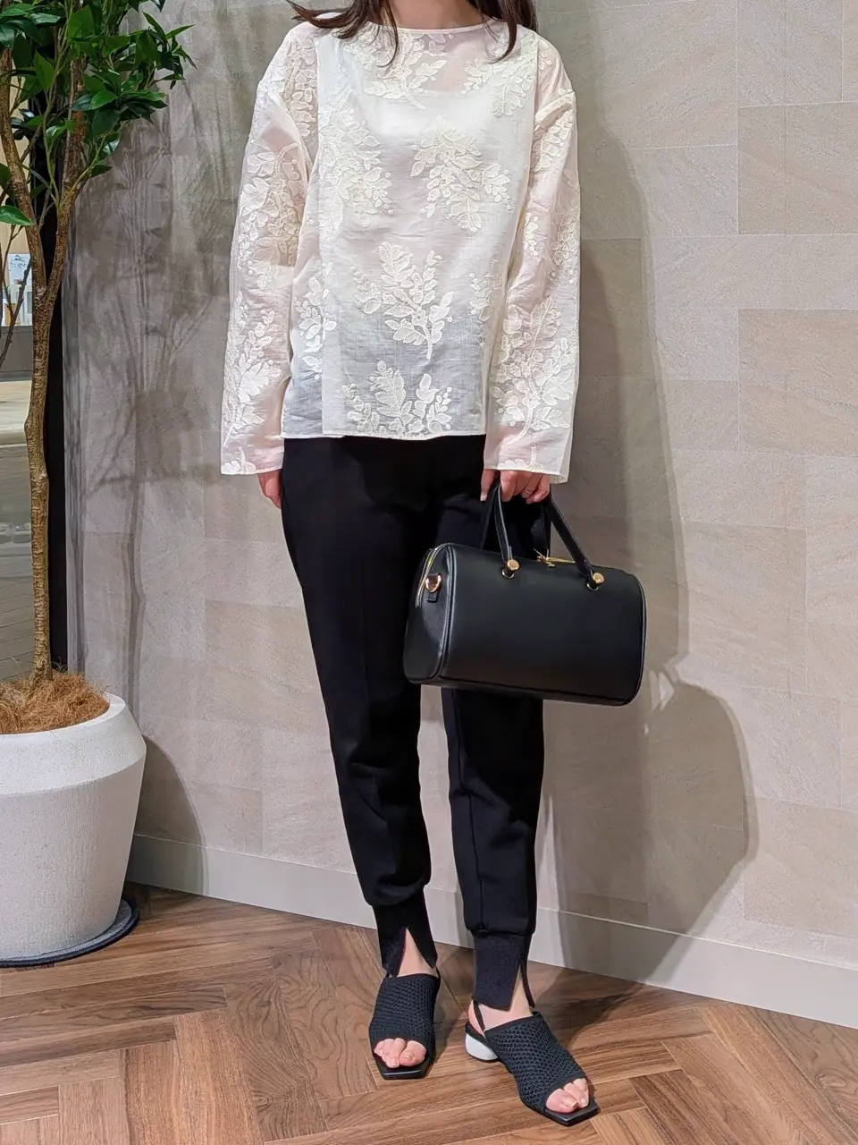 ONWARD CROSSET SELECT 浅岡 コーディネート画像