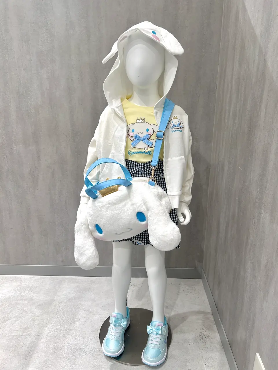  秋葉 コーディネート画像