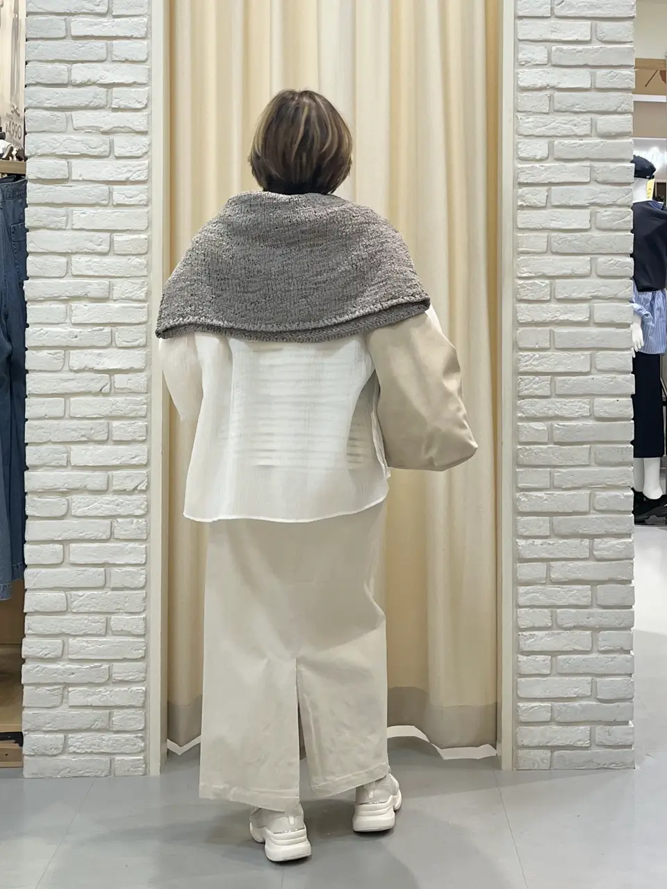 ONWARD CROSSET SELECT 吉田 コーディネート画像