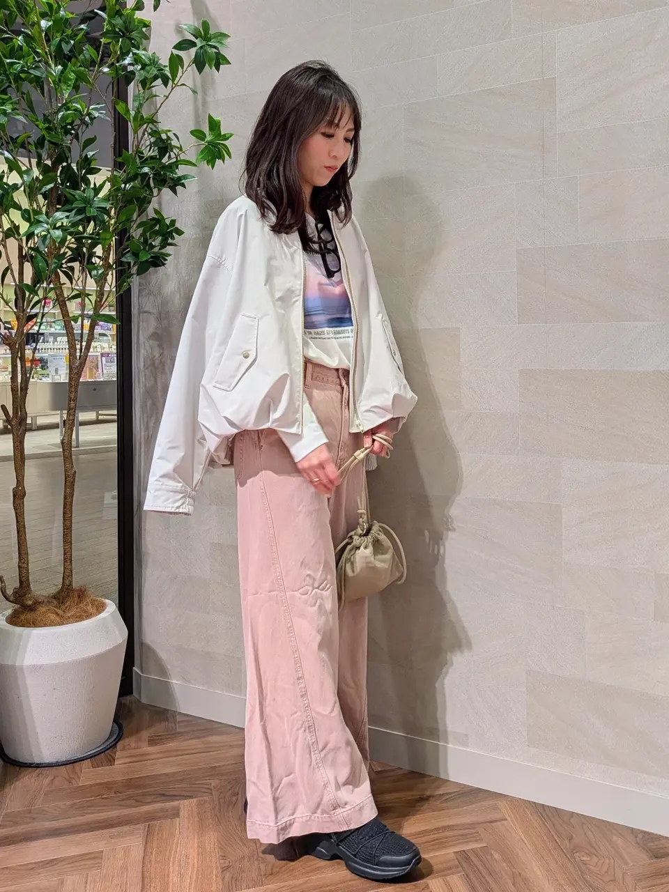 ONWARD CROSSET SELECT 浅岡 コーディネート画像