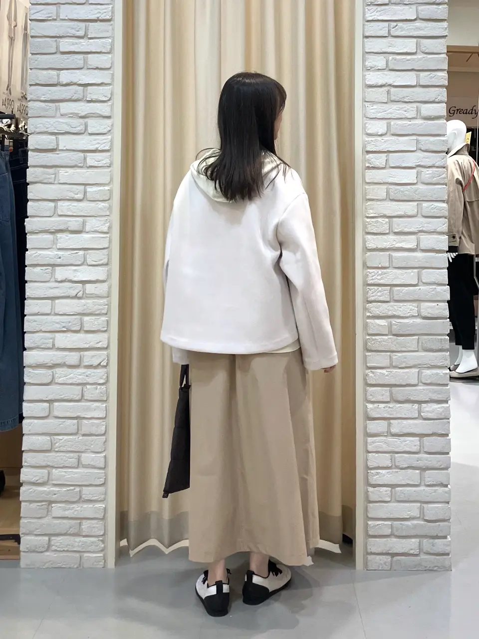 ONWARD CROSSET SELECT 檀 コーディネート画像