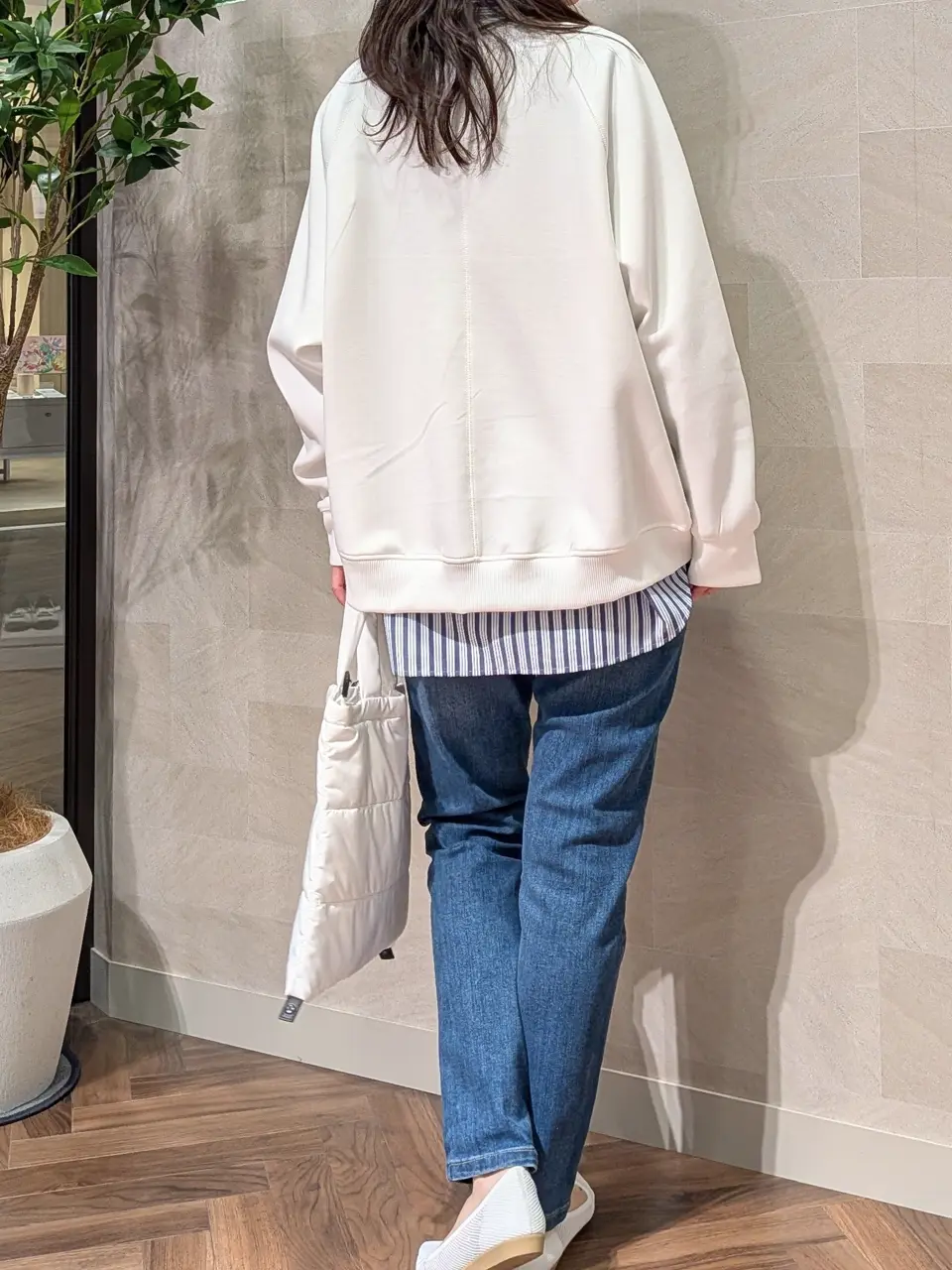 ONWARD CROSSET SELECT 浅岡 コーディネート画像