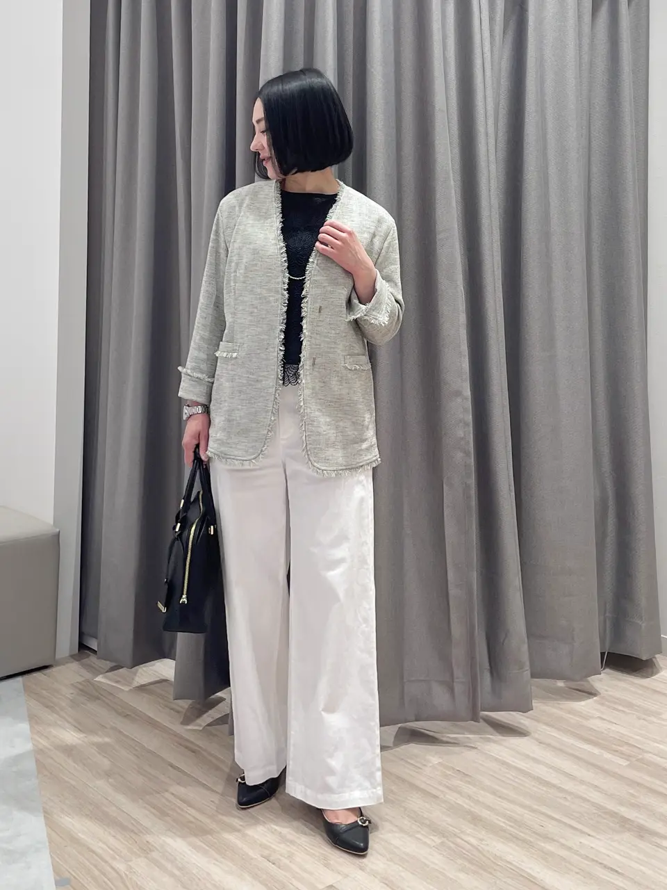  MIKA コーディネート画像