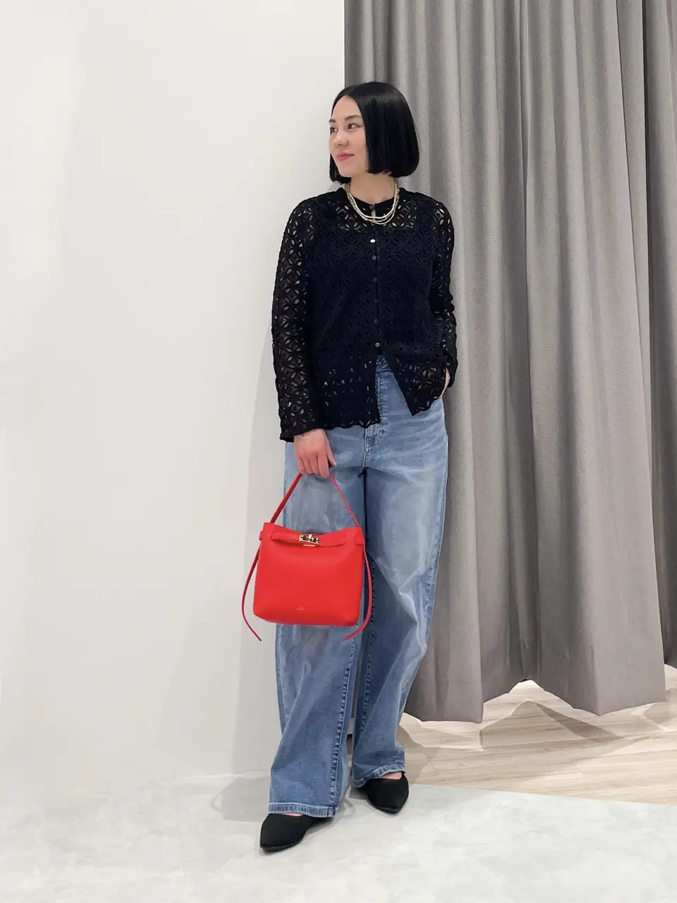  MIKA コーディネート画像