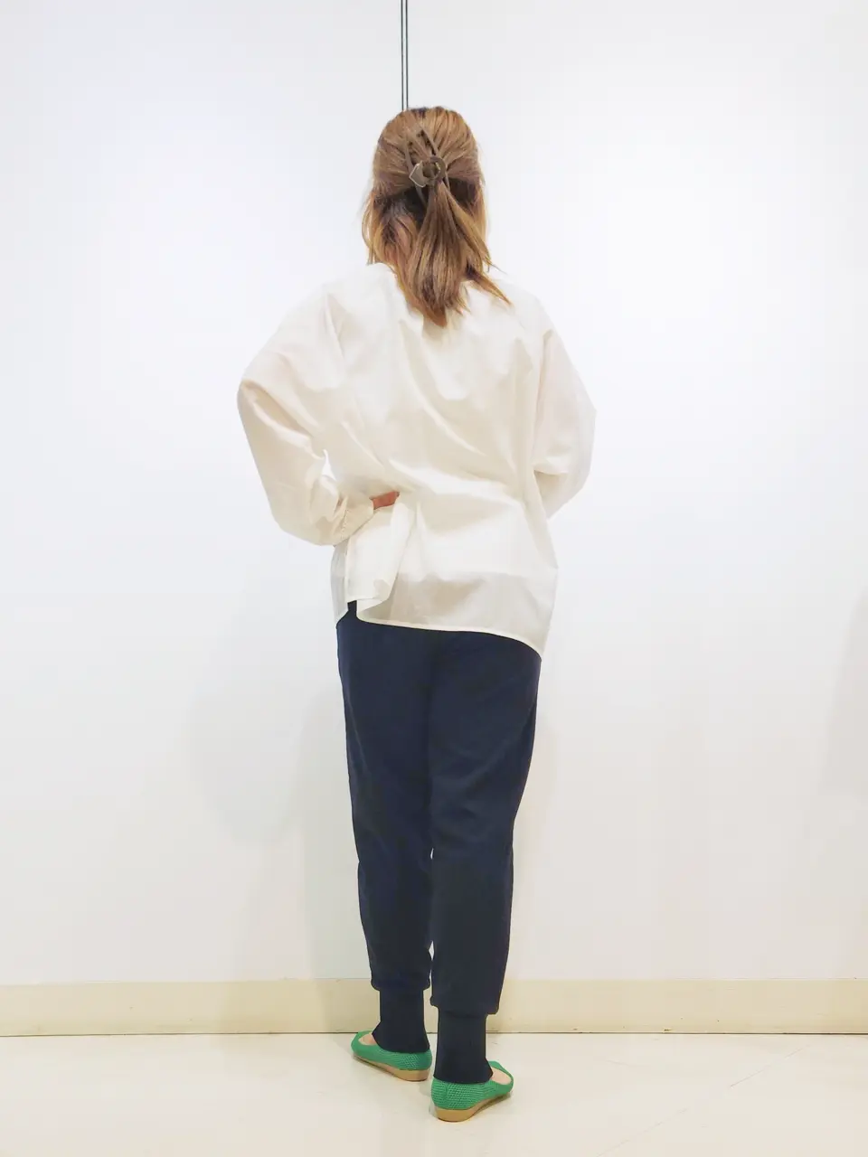 ONWARD CROSSET SELECT 中野 コーディネート画像