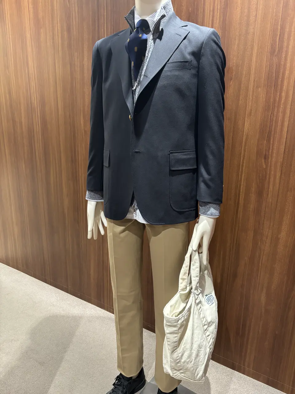 ONWARD CROSSET SELECT 戸森 コーディネート画像