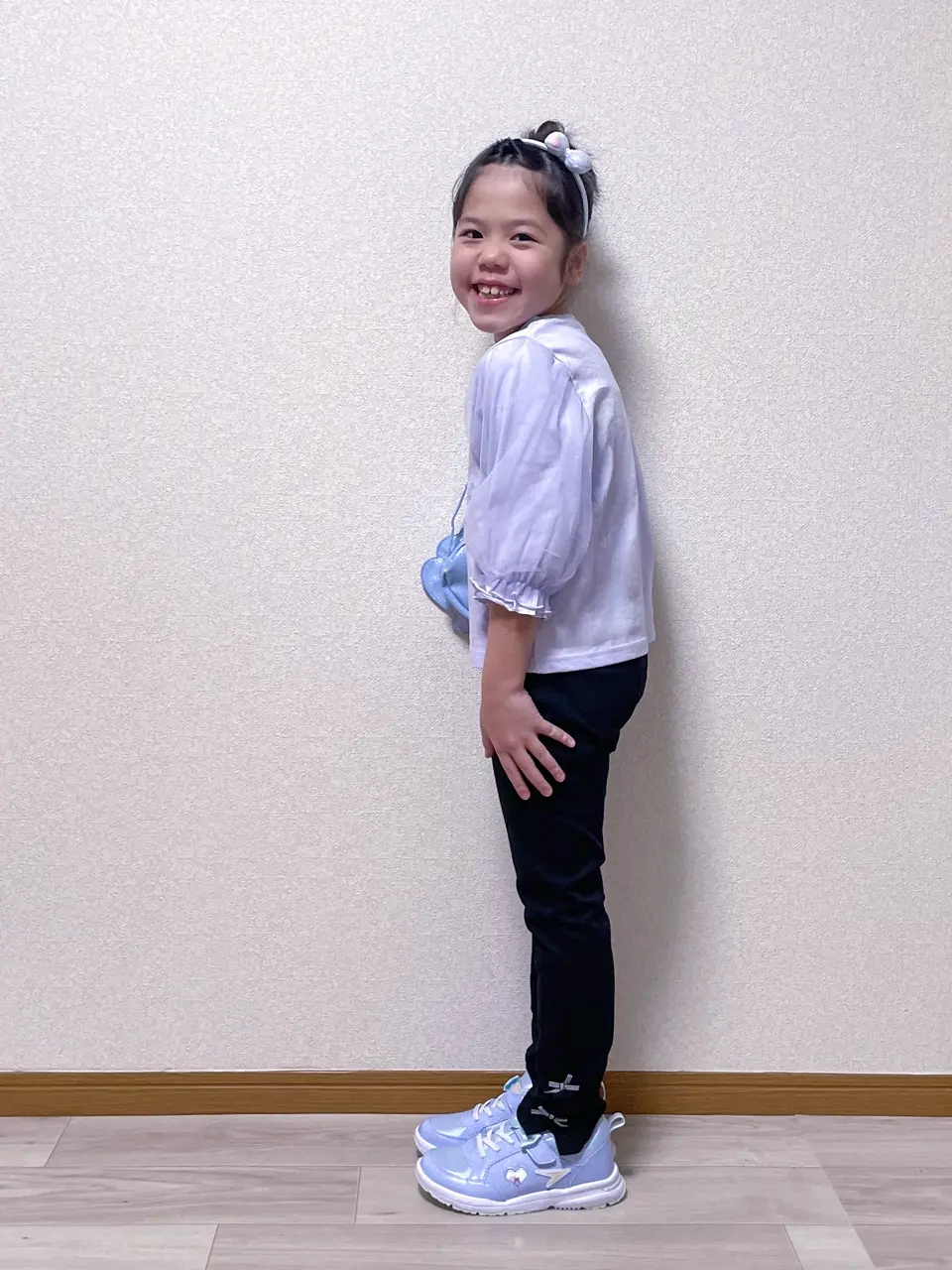 ONWARD CROSSET SELECT MIKA コーディネート画像