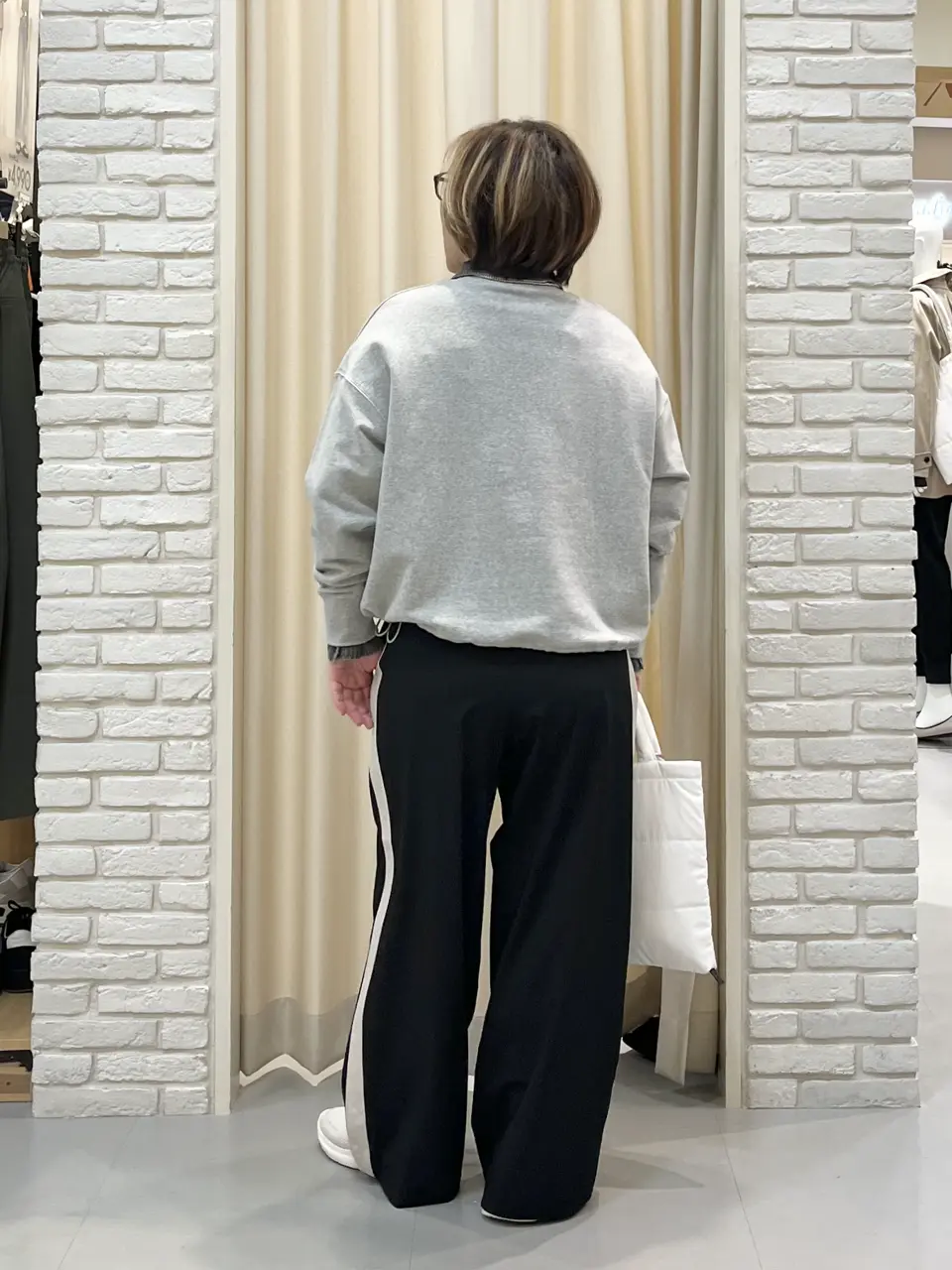 ONWARD CROSSET SELECT 吉田 コーディネート画像