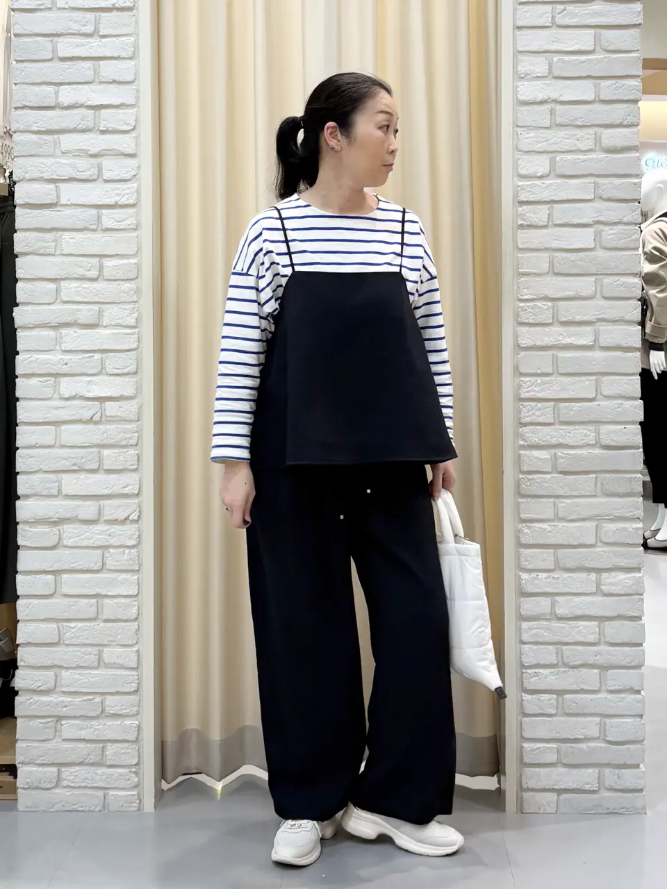 ONWARD CROSSET SELECT 中野 コーディネート画像