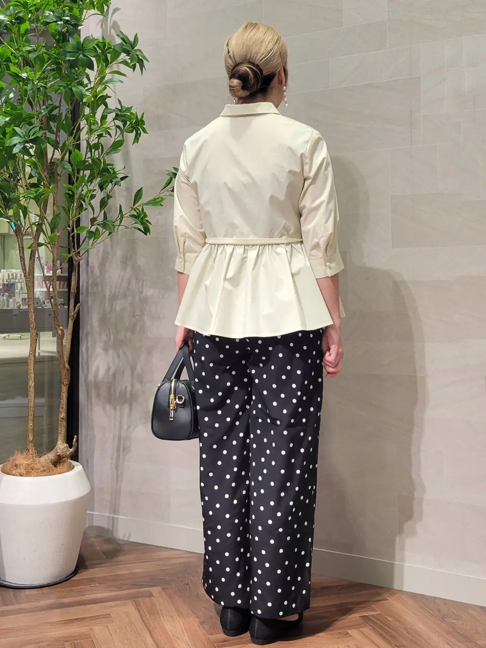 ONWARD CROSSET SELECT 西村 コーディネート画像