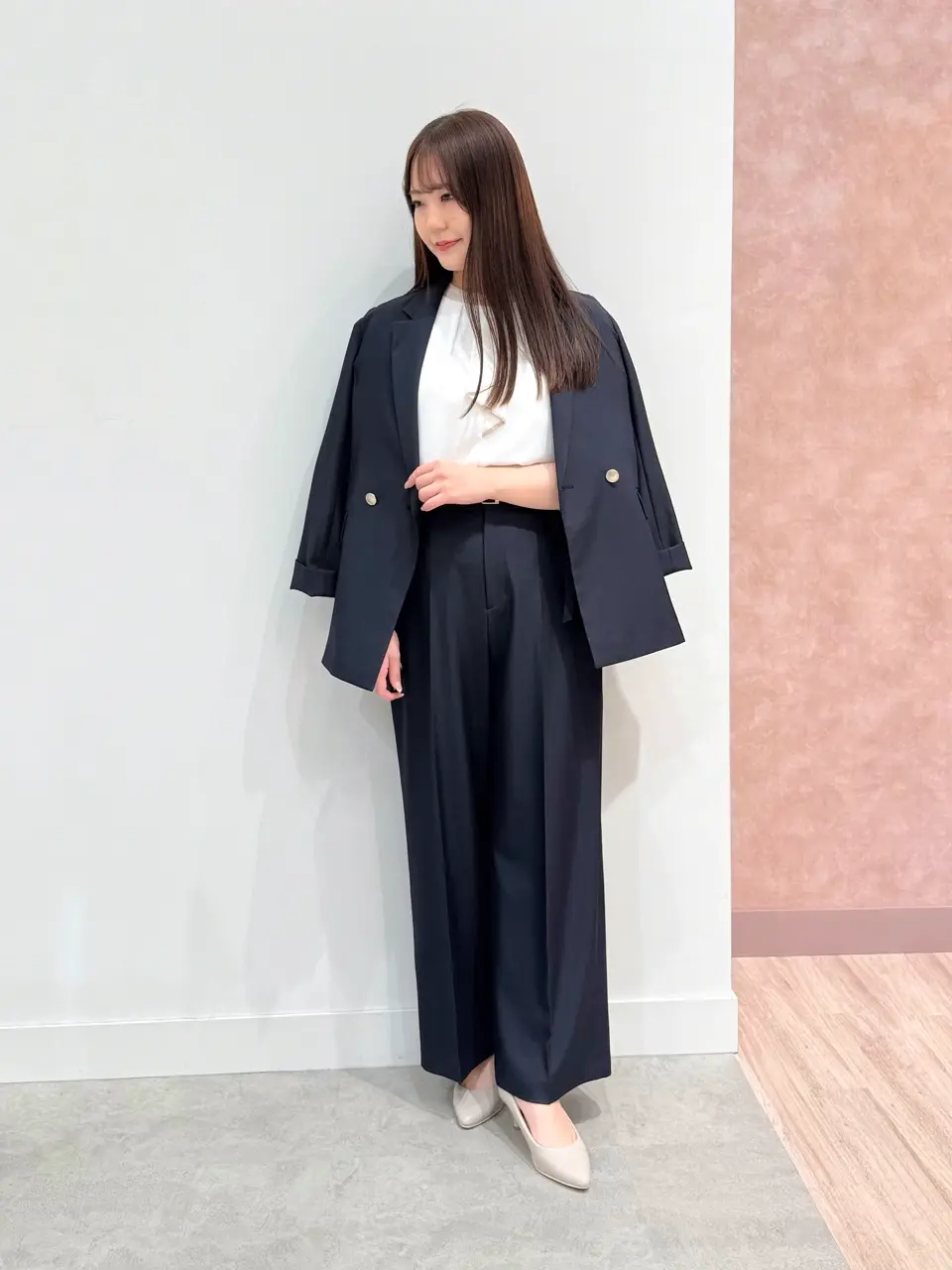  スタッフ コーディネート画像