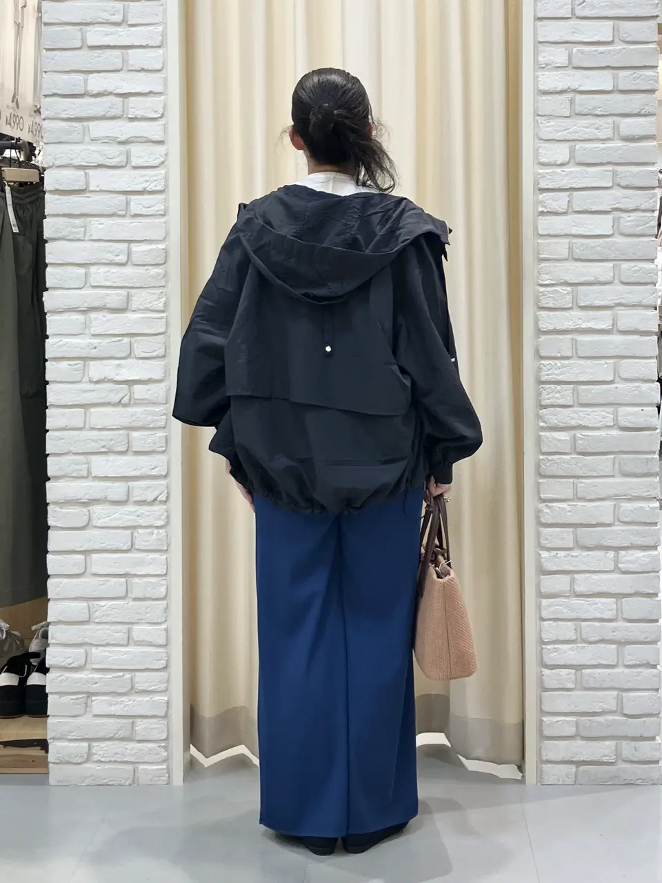 ONWARD CROSSET SELECT 中野 コーディネート画像