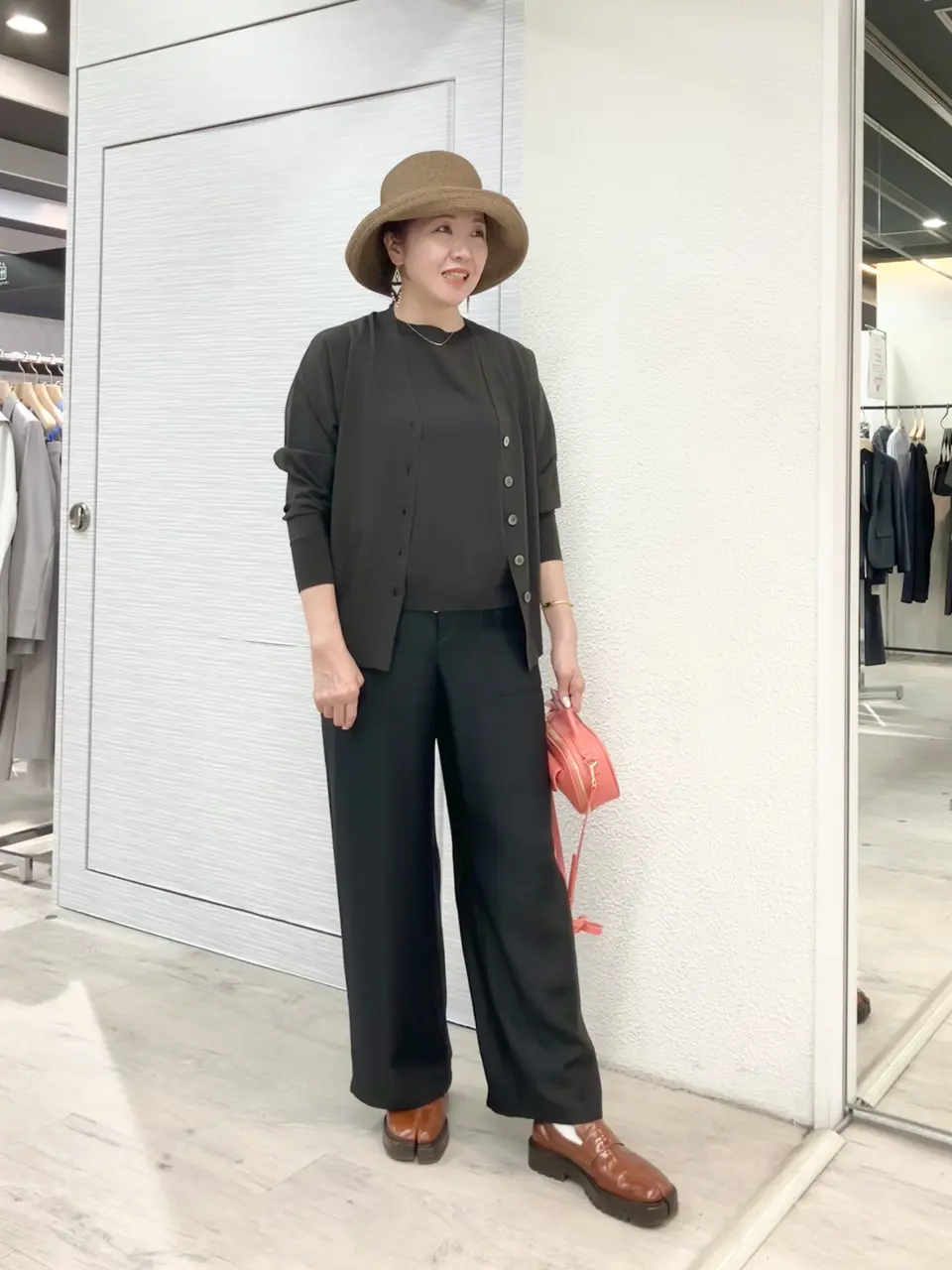  スタッフ コーディネート画像