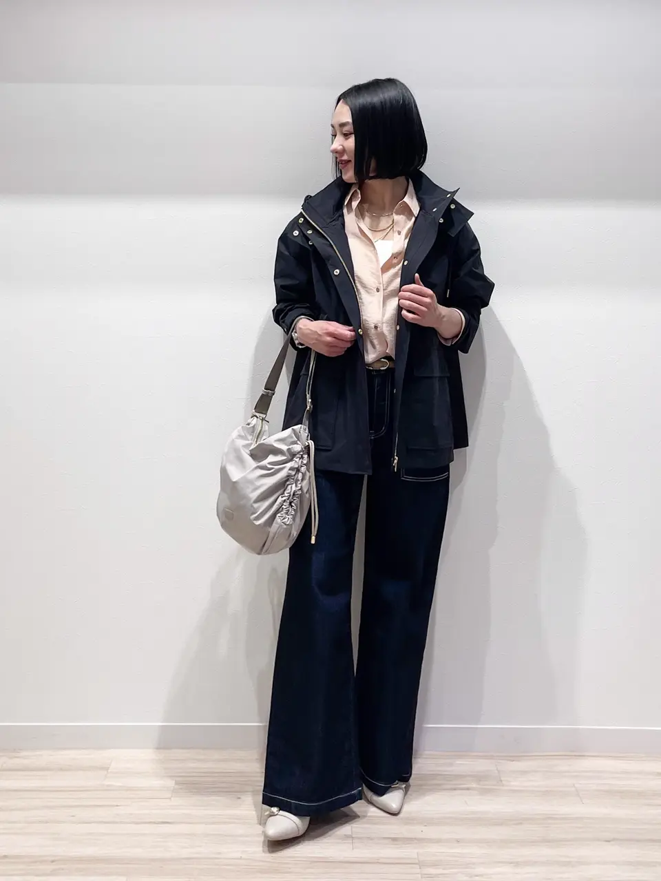  MIKA コーディネート画像