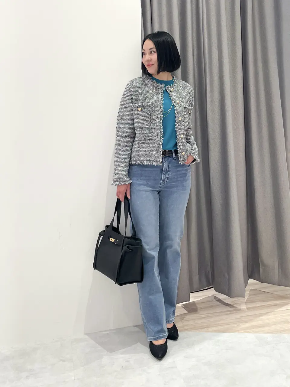  MIKA コーディネート画像