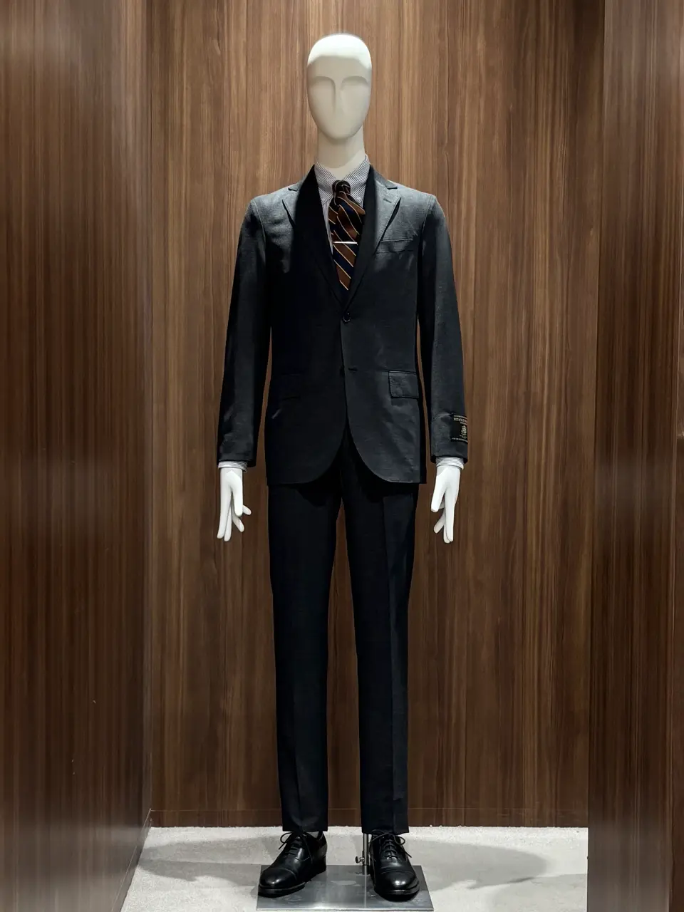 ONWARD CROSSET SELECT 戸森 コーディネート画像