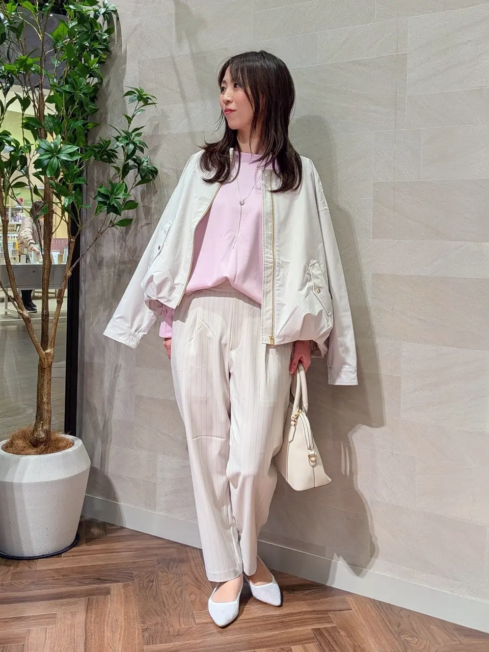  浅岡 コーディネート画像