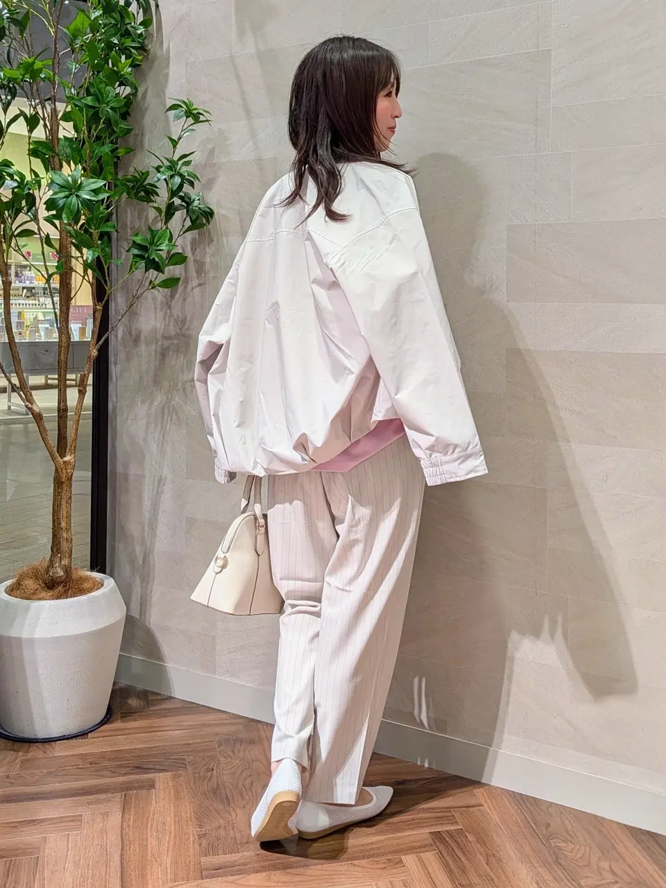 ONWARD CROSSET SELECT 浅岡 コーディネート画像