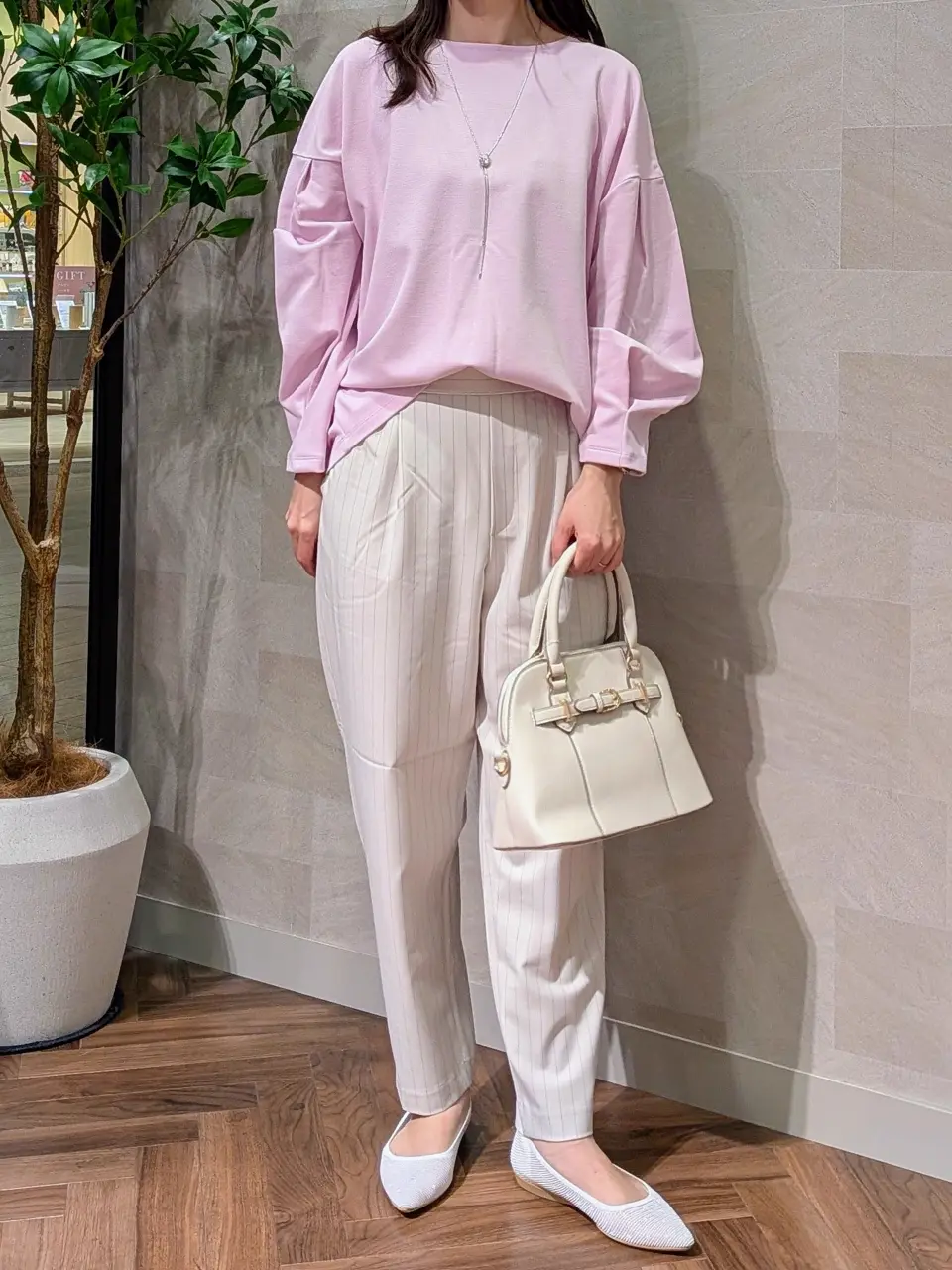 ONWARD CROSSET SELECT 浅岡 コーディネート画像