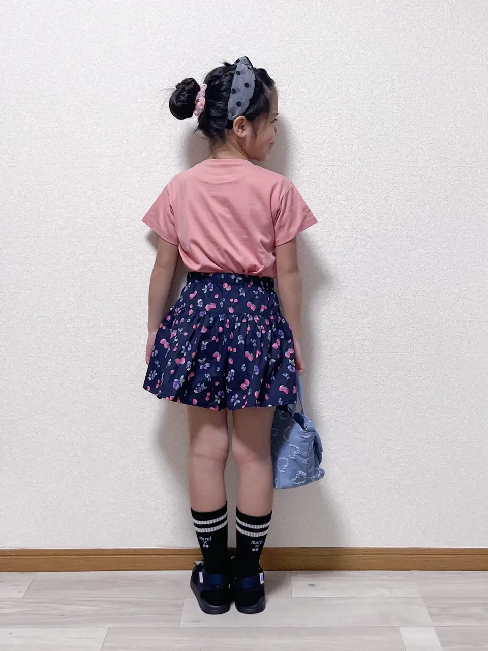 ONWARD CROSSET SELECT MIKA コーディネート画像